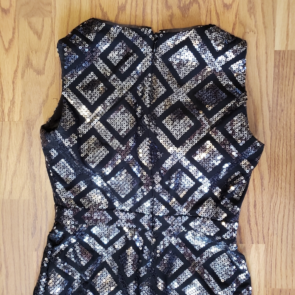 BCBGMaxAzria Sequin Dress - Picture 3 of 7